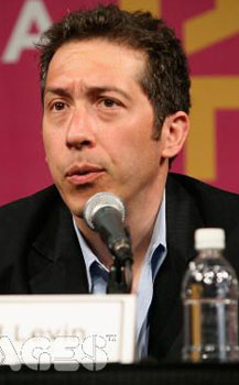 Lloyd Levin